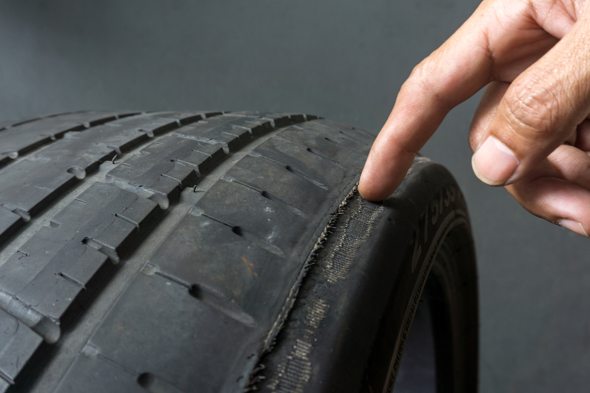 Oversized Wheel Problems – Avoid Ride and Handling Issues post thumbnail image